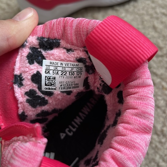 New boots for toddlers girls, never worn,size 5.5 us - Picture 5 of 7